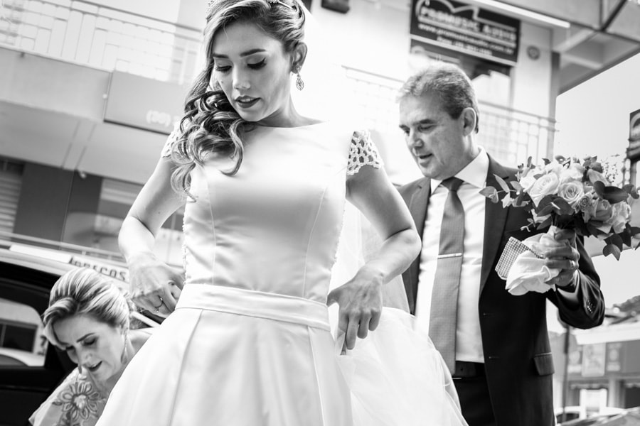 Casamento Andressa e Rafael registrado pela premiada fotógrafa de Natália Diniz. Fotografia de casamento em Belo Horizonte e Campo Belo Mg