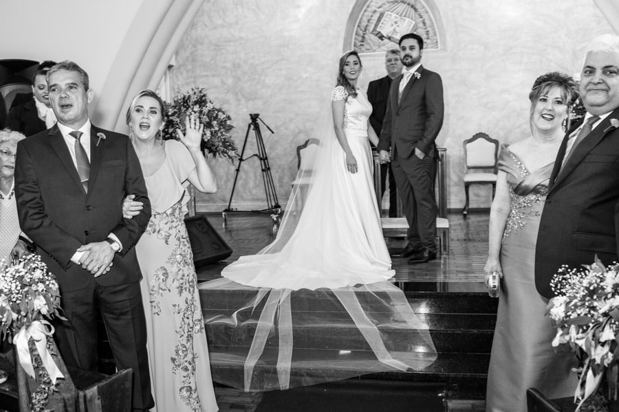 Casamento Andressa e Rafael registrado pela premiada fotógrafa de Natália Diniz. Fotografia de casamento em Belo Horizonte e Campo Belo Mg